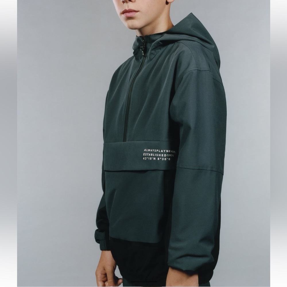 Zara Graphite Black Green Technical Sporty Lined Windbreaker Top Sz 11-1…